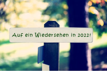 Auf ein Wiedersehen in 2022! &copy; Gajus-images-depositphotos.com