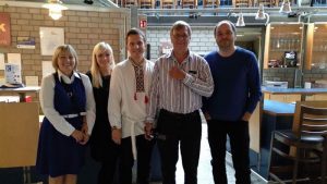 gruppe-familie-zu-familie-im-bennohaus