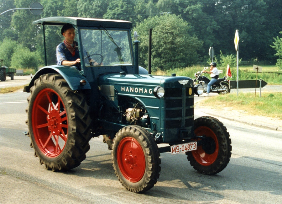 Hanomag R 28
