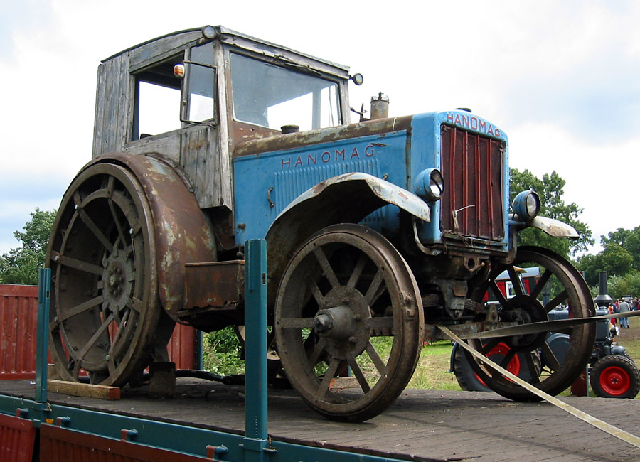 Hanomag R 40