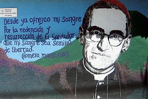 Ausschnitt eines Wandbilds von Oscar Romero auf dem Land in El Salvador. (Foto: CIR)