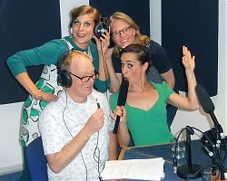 Jule Balandat und Tina Werzinger von den Zucchini Sistaz zu Gast bei Uschi Heeke und Ralf Clausen bei "Easy Listening - Musik am Feierabend" (Foto: Detlef Lorber)