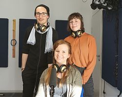 Jan Holtappels, Laura Becker und Pia Kemper vom Theater Münster