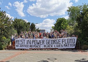 Bei der Anti-AfD-Demo in MS-Hiltrup wurde auch George Floyd gedacht. (Foto: Bündnis Keinen Mete den Nazis)